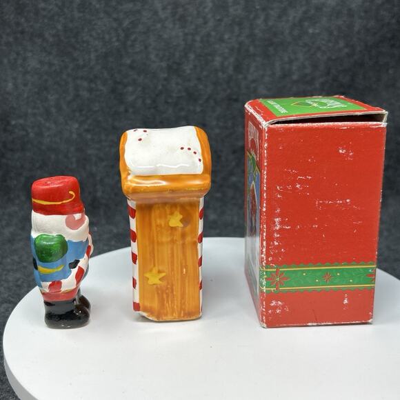 Vintage 1995 Soldier Salt & Pepper Shaker Set Christmas Collectible w/ Box - Picture 5 of 8